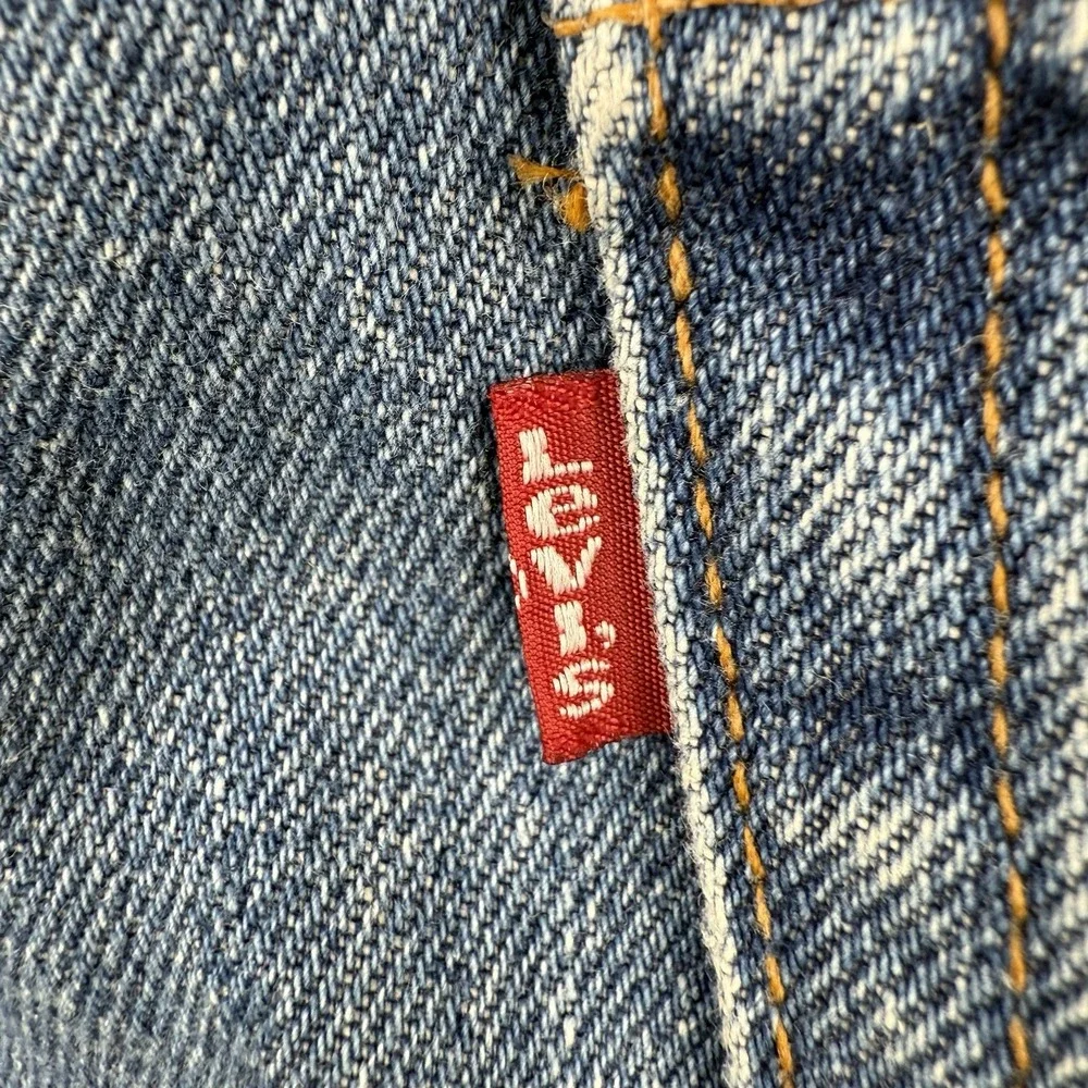 Vintage Levis Jeans Mens‎ 34x32 (Fits 34x30) Blue 550 Tapered Y2K Made In USA